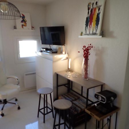 Suite 1 Chambre, 1 Sejour, Climatise, Piscines, 400M De La Mer La Londe-les-Maures Eksteriør bilde