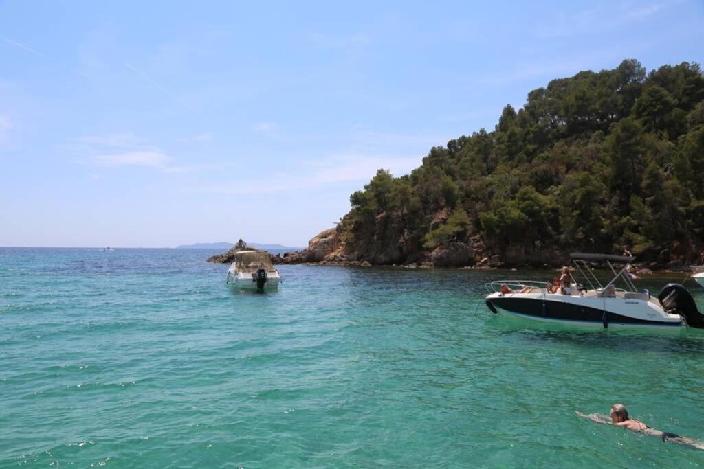 Suite 1 Chambre, 1 Sejour, Climatise, Piscines, 400M De La Mer La Londe-les-Maures Eksteriør bilde